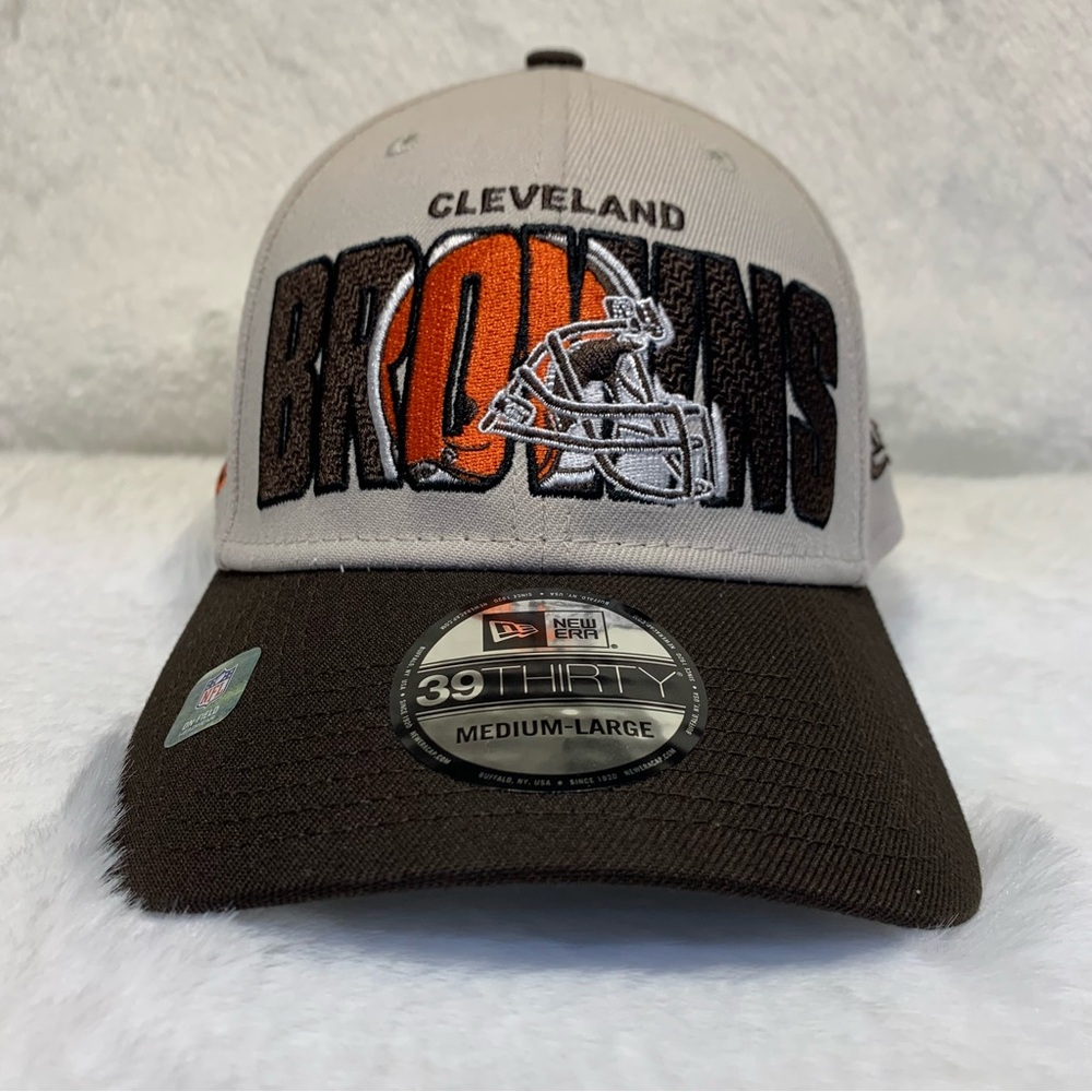 Men's New Era Stone/Brown Cleveland Browns 2023 NFL Draft 39THIRTY Flex Hat M/L